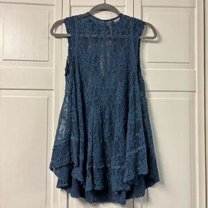 Free People Blue Sleeveless Lace Blouse - Size XS